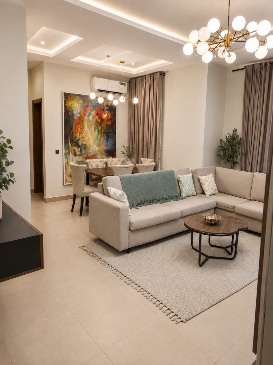 Fully furnished 3 bedroom apartment