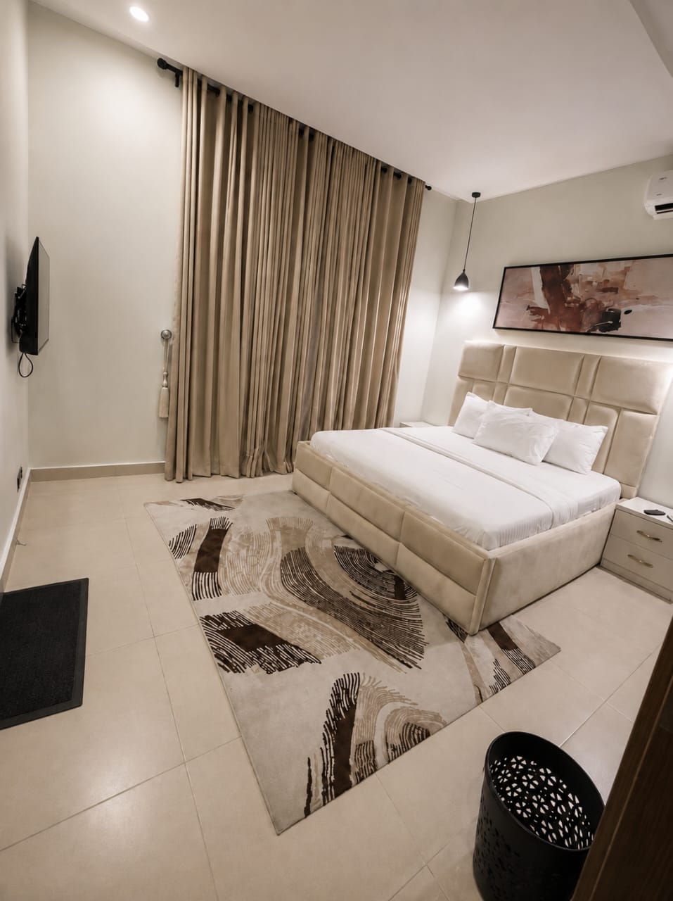 Fully furnished 3 bedroom apartment 