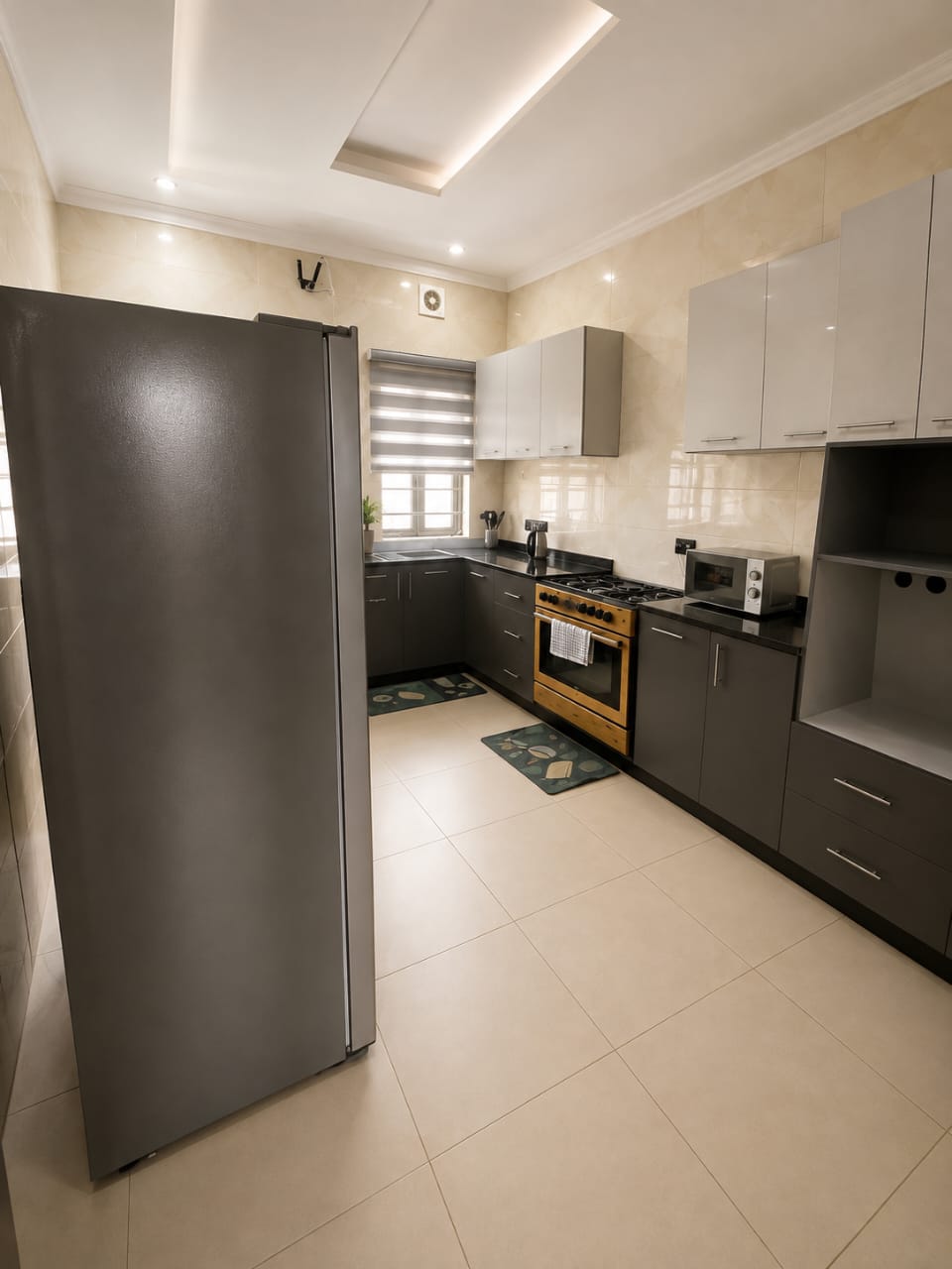 Fully furnished 3 bedroom apartment 