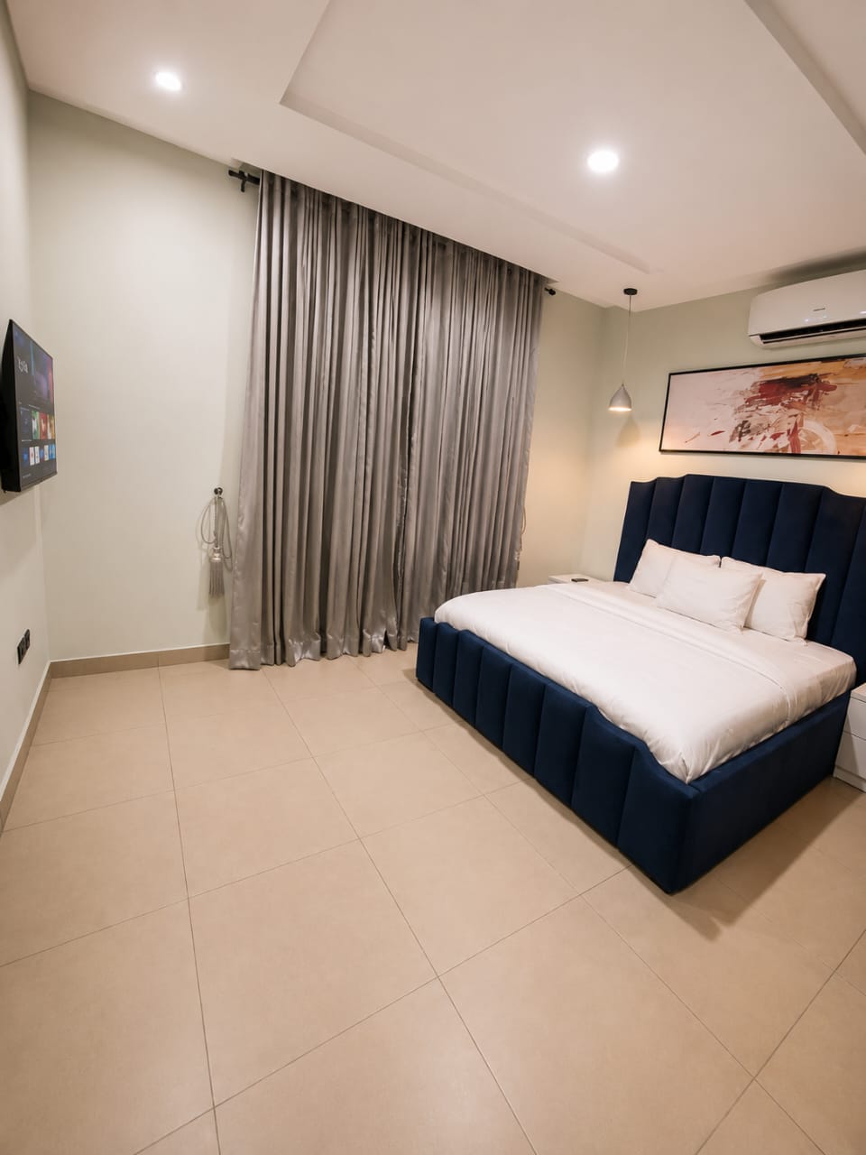 Fully furnished 3 bedroom apartment 