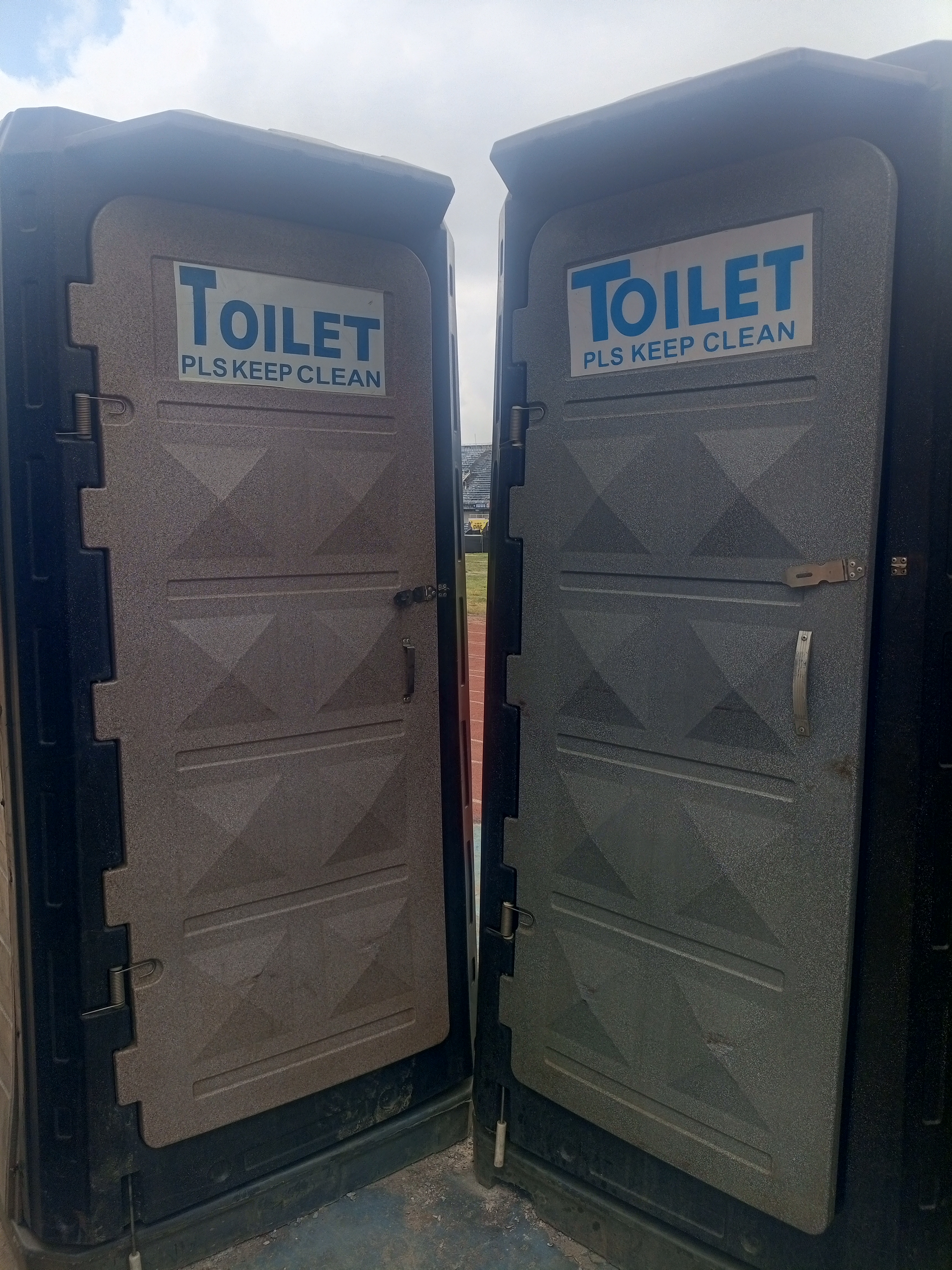 Mobile toilet services