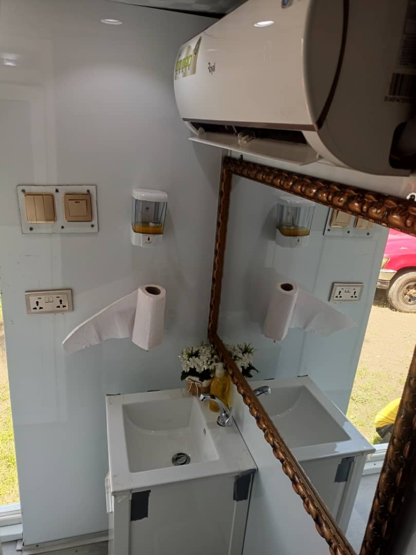 Mobile toilet services 