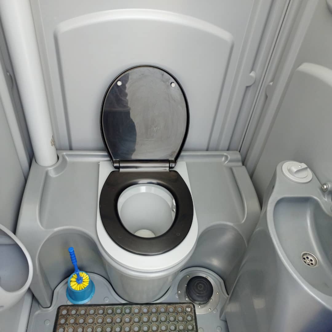 Mobile toilet services 