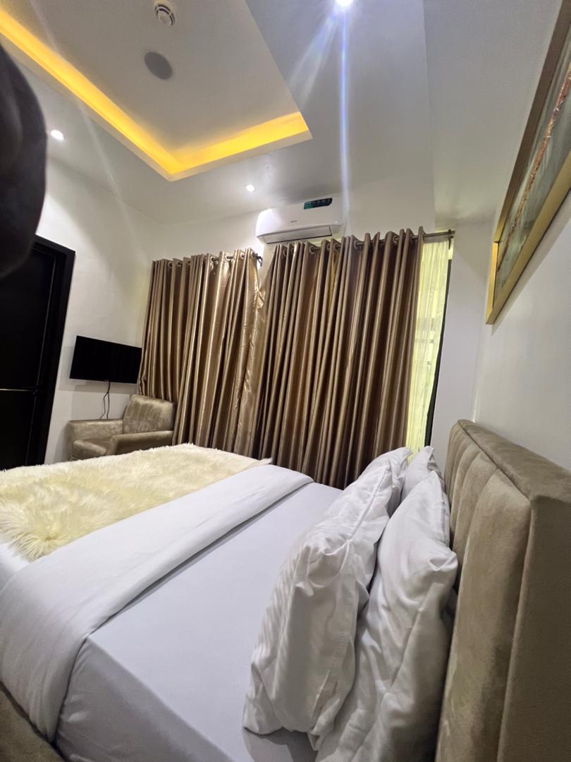 1-Bedroom Apartment 
