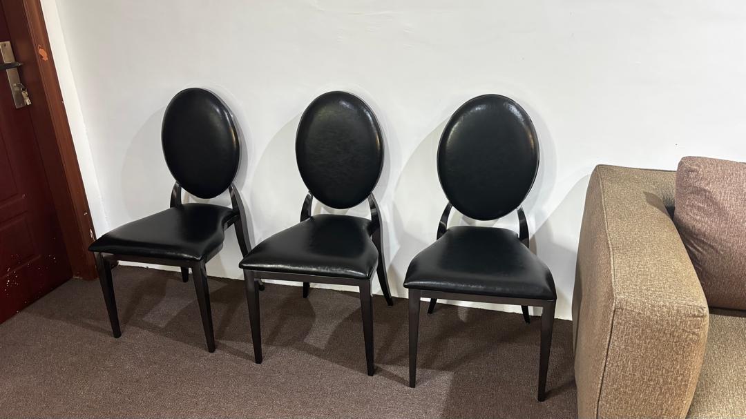 Model Louis XVI (Black, Gold & Silver)