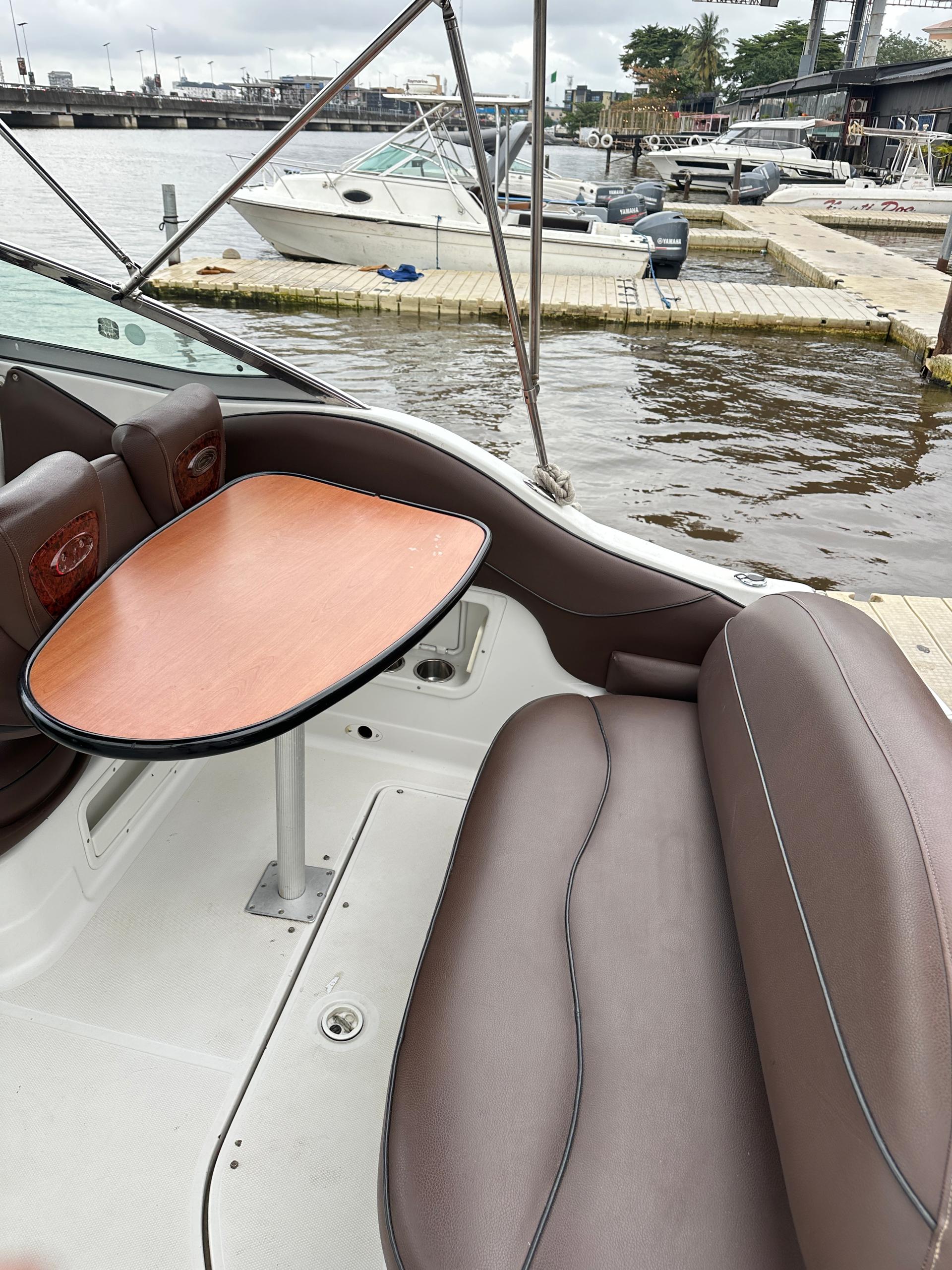 10 CAPACITY BOAT