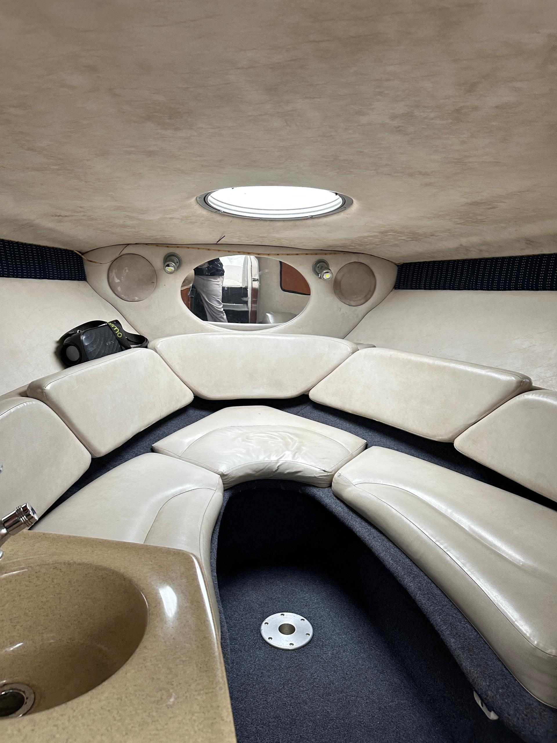 10 CAPACITY BOAT