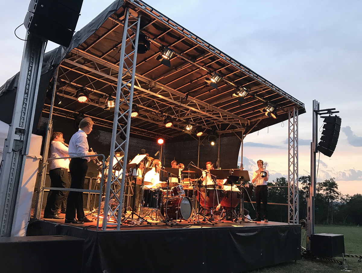 Professional Stage Rental – Indoor & Outdoor Events