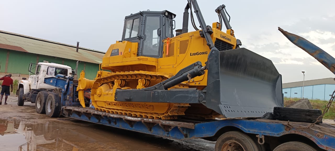 Low Bed and Flat bed Trailer Truck Rental/ hire in Lagos and nationwide