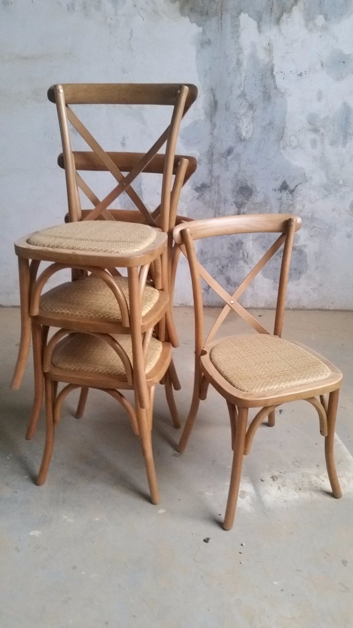 Chiavari chiars