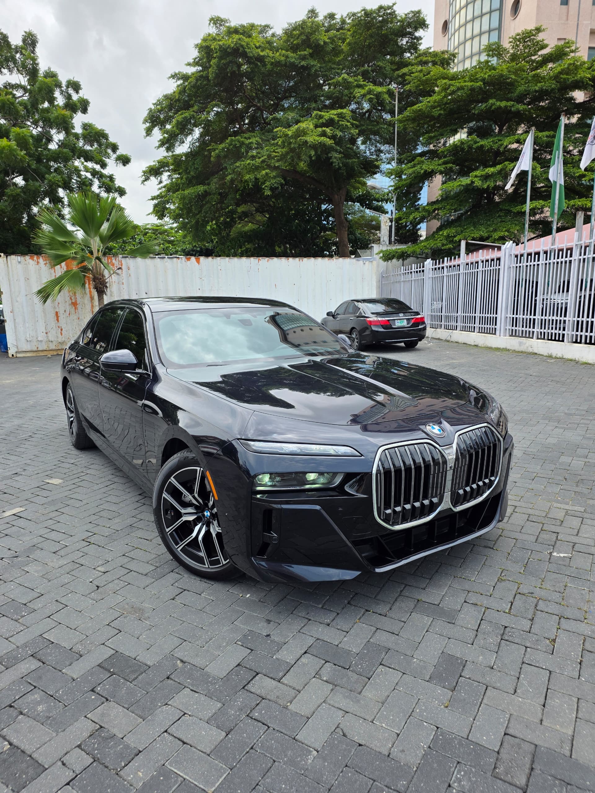 BMW 760i