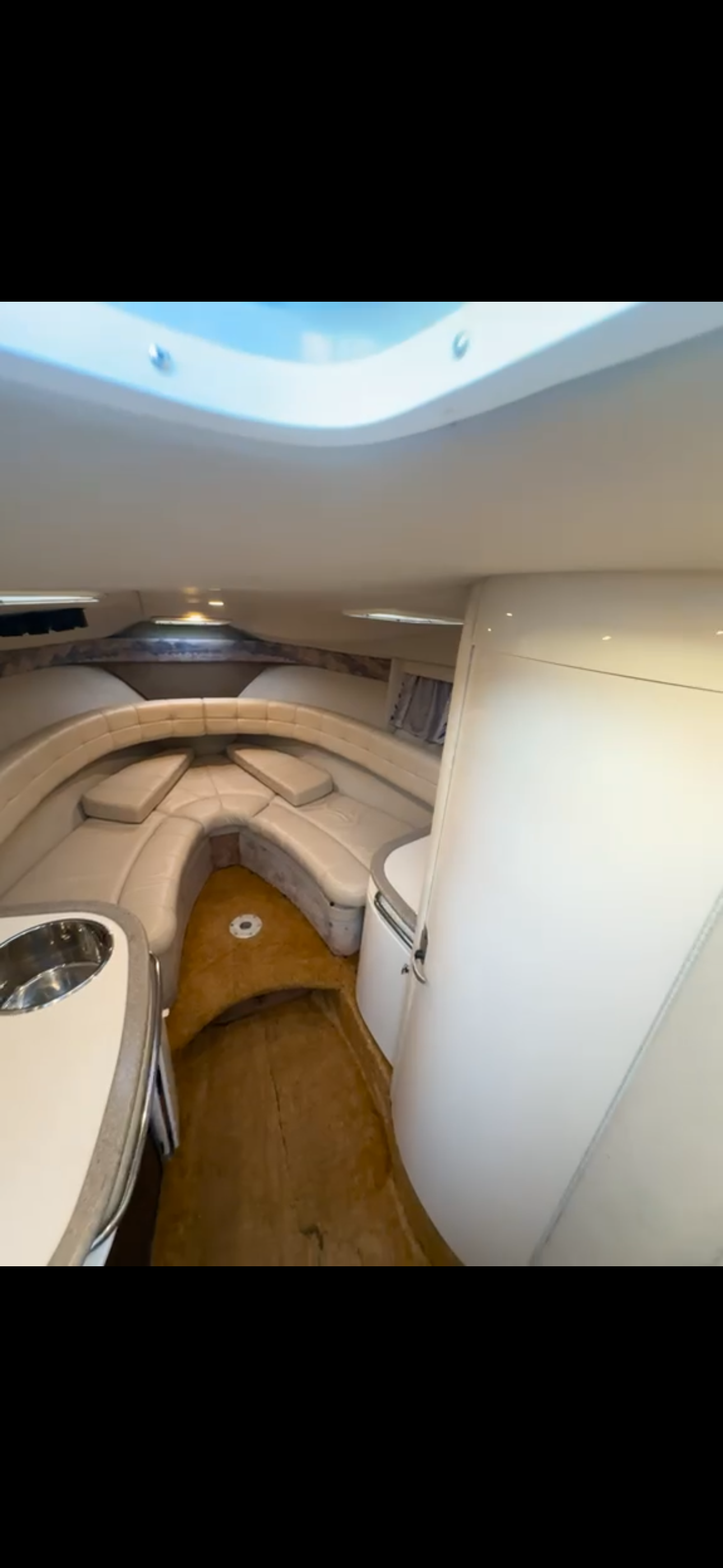 10-seater boat ride/cruise