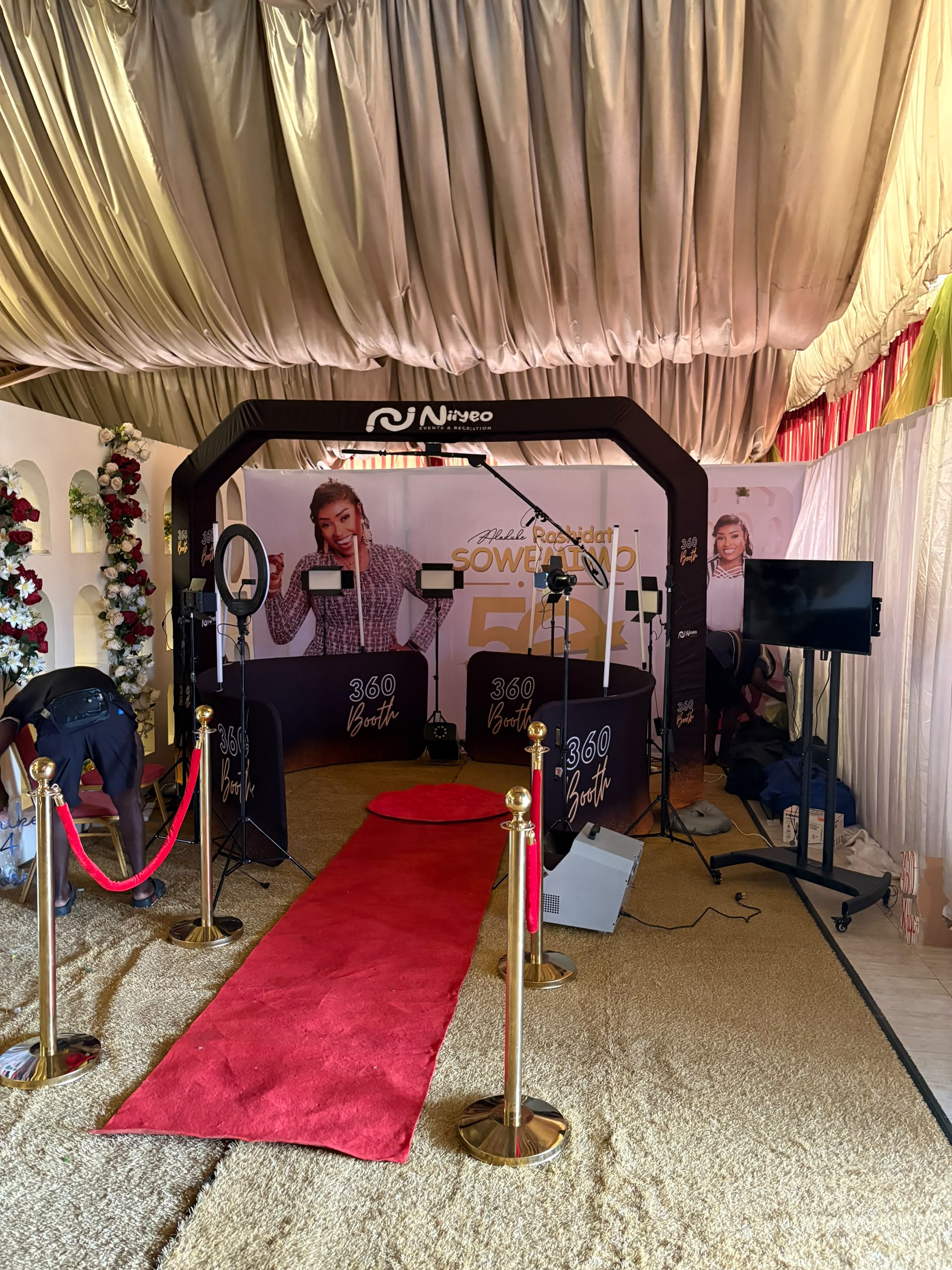 OVERHEAD 360 PHOTOBOOTH