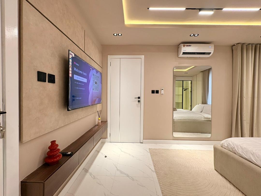 TREAT YOURSELF TO A RELAXING AND HEARTFELT EXPERIENCE IN OUR 1 BEDROOM APARTMENT WITH SWIMMING POOL AND GYM 