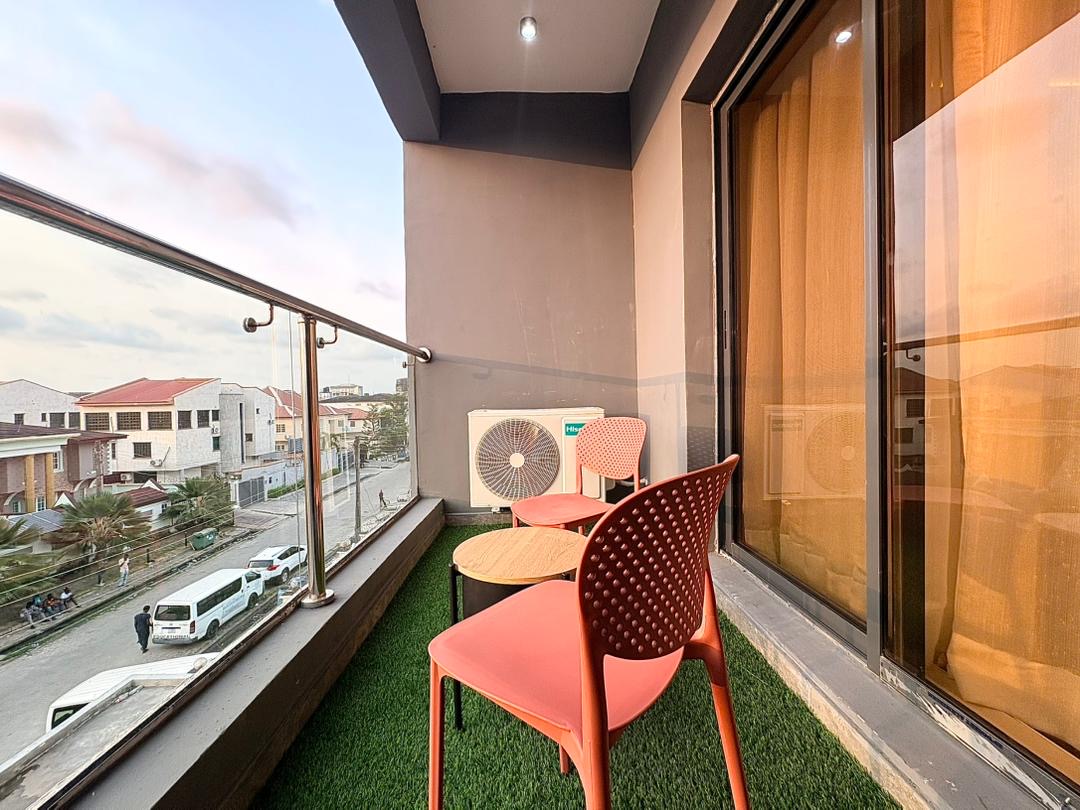 TREAT YOURSELF TO A RELAXING AND HEARTFELT EXPERIENCE IN OUR 1 BEDROOM APARTMENT WITH SWIMMING POOL AND GYM 