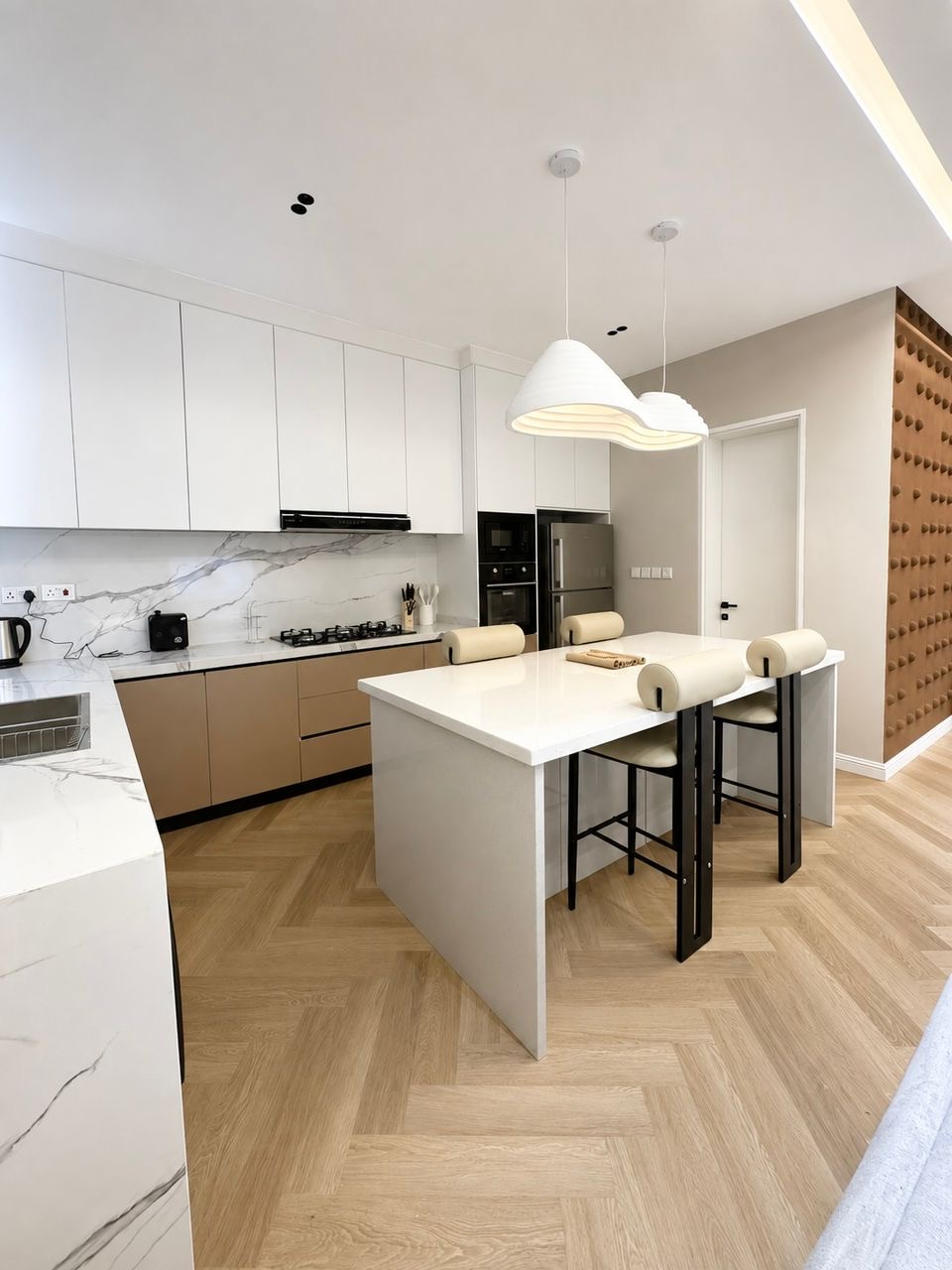 OUR SPACIOUS BRAND NEW 2 BEDROOM APARTMENT WITH ROOFTOP SWIMING POOL AND GYM 🤍✨
