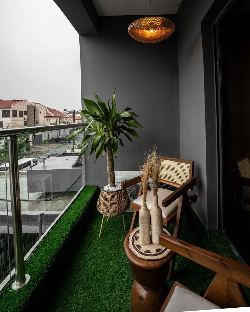 1 BEDROOM (WARM TERACOTTA MODERN MEDITERRANEAN THEME) WITH SWIMMING POOL AND GYM