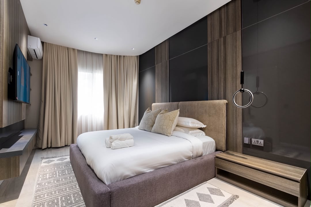 BELMONT APARTMENT 