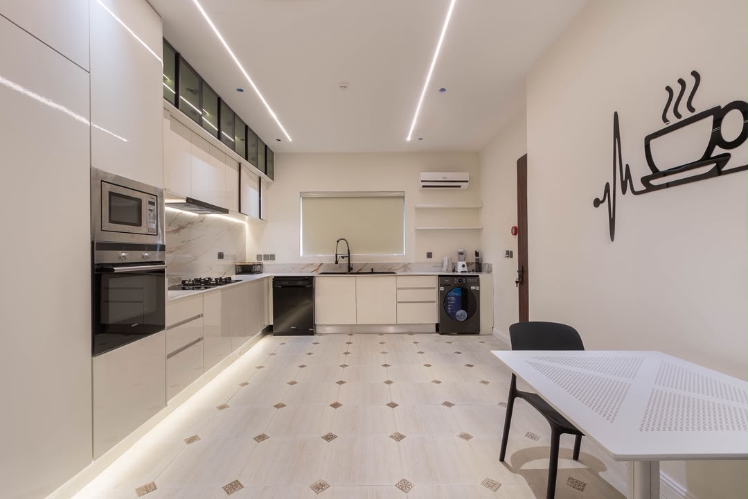 BELMONT APARTMENT 