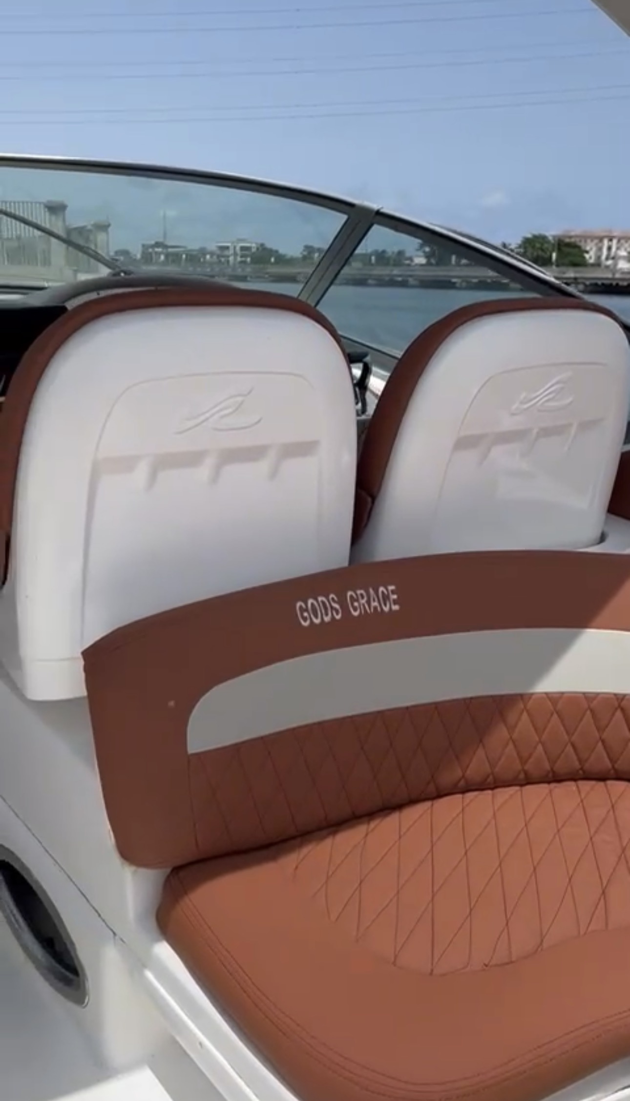 20-Seater boat powered by triple 400HP engines 