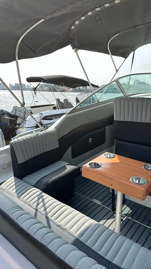 15 SEATER BOAT